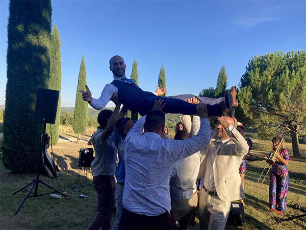 Le portage royal du marié